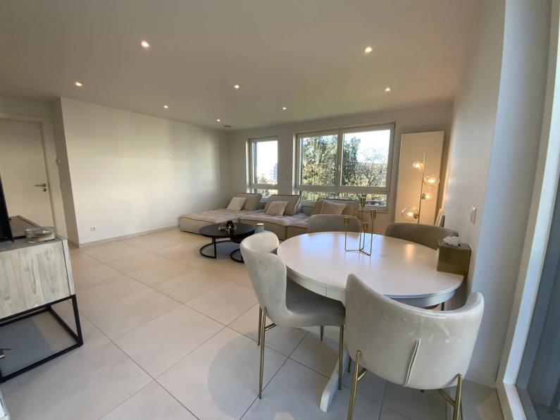 Beautiful apartment in Kirchberg - Image #3