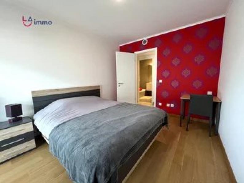 Appartement élégant de 2 chambres à coucher à Lux-Val St André - Image #15