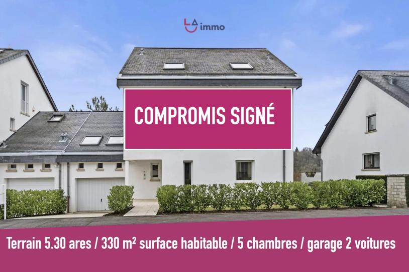 Magnifique maison de ville sur terrain de 5.30 ares - Image #1