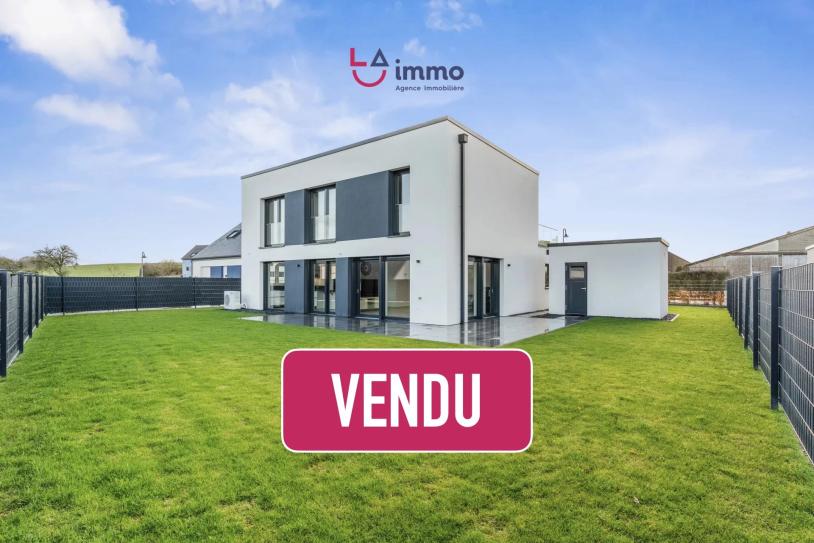 Villa de luxe construite en 2024 avec 4 chambres - Image #1