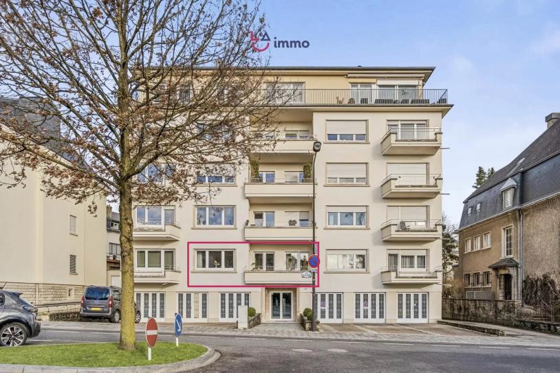 Very nice 87 m² 1-bedroom apartment in Limpertsberg - sought-after area - Image #12