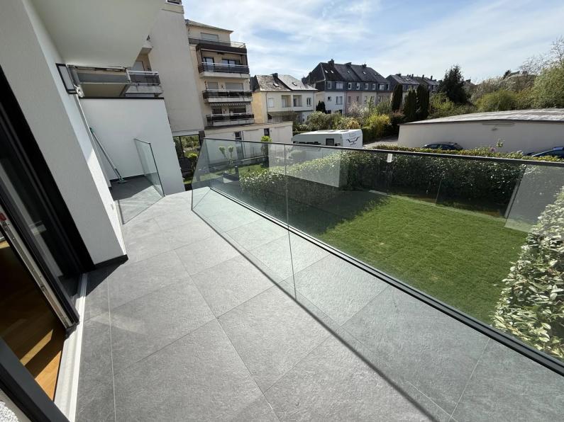 Rare à la vente !  Appartement haut de gamme avec jardin et terrasse - Image #15