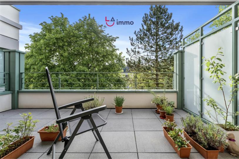 À VENDRE – Superbe appartement 1 chambre avec terrasse dans résidence de standing avec piscine & spa - Image #5