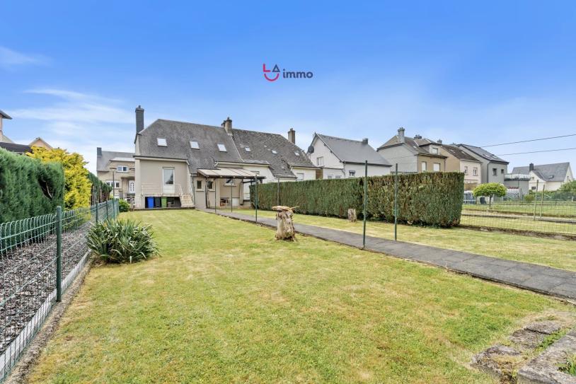 Maison familiale avec jardin et garage à BASCHARAGE - Image #2