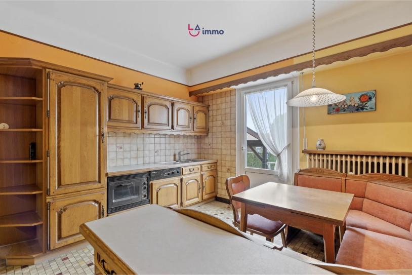 Maison familiale avec jardin et garage à BASCHARAGE - Image #9