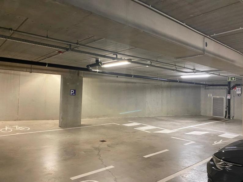 À LOUER - LOT DE 15 PARKINGS à STRASSEN - Image #3 À LOUER - LOT DE 15 PARKINGS à STRASSEN - Image #3