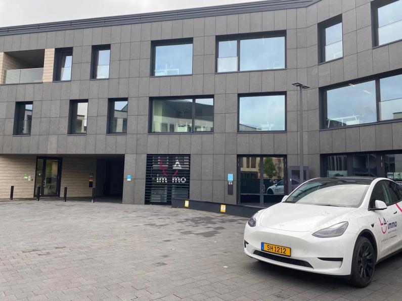 À LOUER - LOT DE 15 PARKINGS à STRASSEN - Image #2 À LOUER - LOT DE 15 PARKINGS à STRASSEN - Image #2