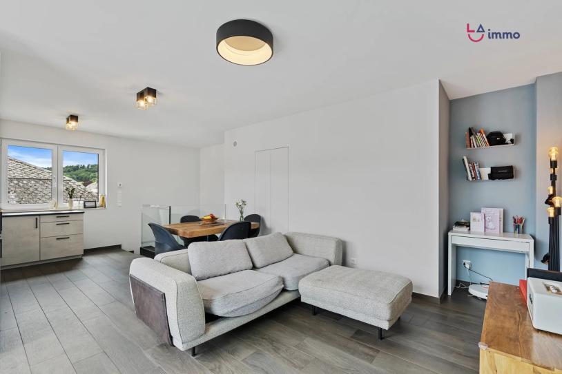 Duplex élégant dans résidence 2021 avec terrasse et parking extérieur - Image #5