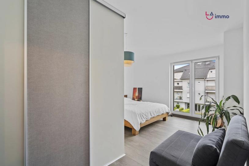 Duplex élégant dans résidence 2021 avec terrasse et parking extérieur - Image #15
