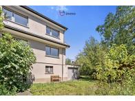 Maison libre des 3 côtés avec jardin, grenier et double garage – Havre de paix à personnaliser - Image #2