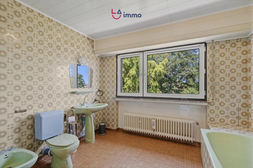 Maison libre des 3 côtés avec jardin, grenier et double garage – Havre de paix à personnaliser - Image #14