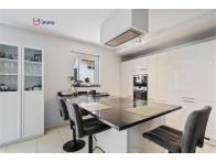 Beautiful bright ground-floor apartment with 86 m² terrace - Image #1