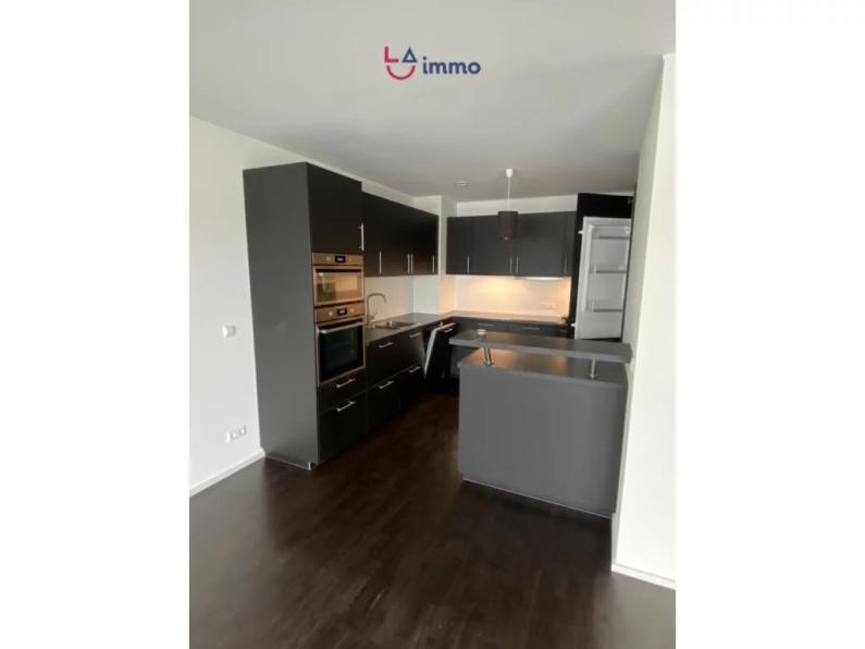 For Sale – Bright and Modern Apartment in a Recent Residence (2019) - Image #8