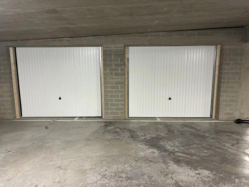 4 indoor garages in Strassen - Image #2
