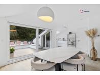 Duplex inversé d’exception avec terrasse et vue sur les bois - Image #4