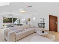 Duplex inversé d’exception avec terrasse et vue sur les bois - Image #7