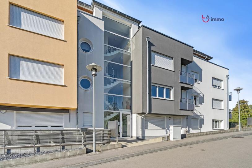 Bel appartement en rez-de-chaussée avec terrasse de 28 m² - Image #2