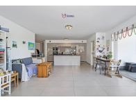 Bel appartement en rez-de-chaussée avec terrasse de 28 m² - Image #4