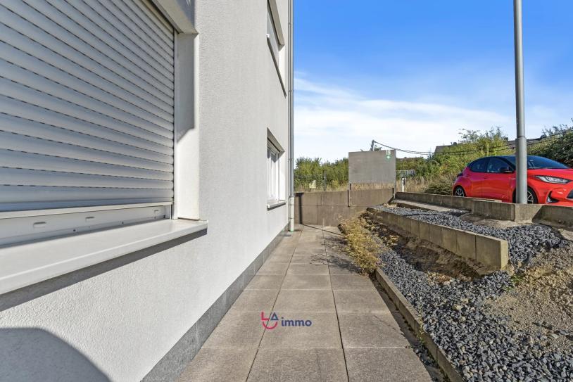 Bel appartement en rez-de-chaussée avec terrasse de 28 m² - Image #10