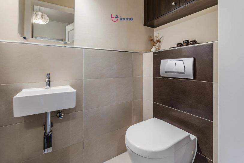 Beautiful 3-Bedroom Apartment with Garden in a Quiet and Exclusive Residence - Image #15 Beautiful 3-Bedroom Apartment with Garden in a Quiet and Exclusive Residence - Image #15