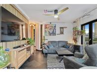 Fully renovated 1-bedroom apartment in a small residence - Image #1