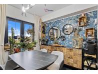 Fully renovated 1-bedroom apartment in a small residence - Image #6