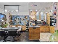 Fully renovated 1-bedroom apartment in a small residence - Image #9