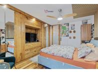 Fully renovated 1-bedroom apartment in a small residence - Image #14