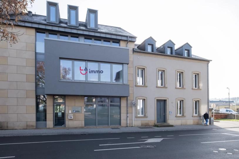 Einzigartiges Bürogebäude (Rue de la Gare) von Mersch. - Bild #2 Einzigartiges Bürogebäude (Rue de la Gare) von Mersch. - Bild #2