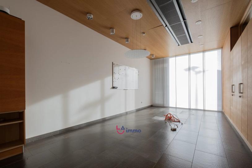 Splendid office building (Rue de la Gare) in Mersch. - Image #15 Splendid office building (Rue de la Gare) in Mersch. - Image #15