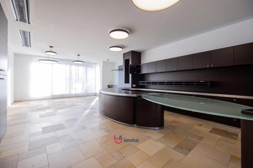 Splendid office building (Rue de la Gare) in Mersch. - Image #10