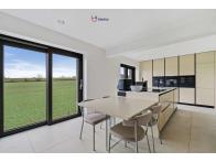 Très belle maison jumelée/garage – certains travaux à finaliser - Image #1