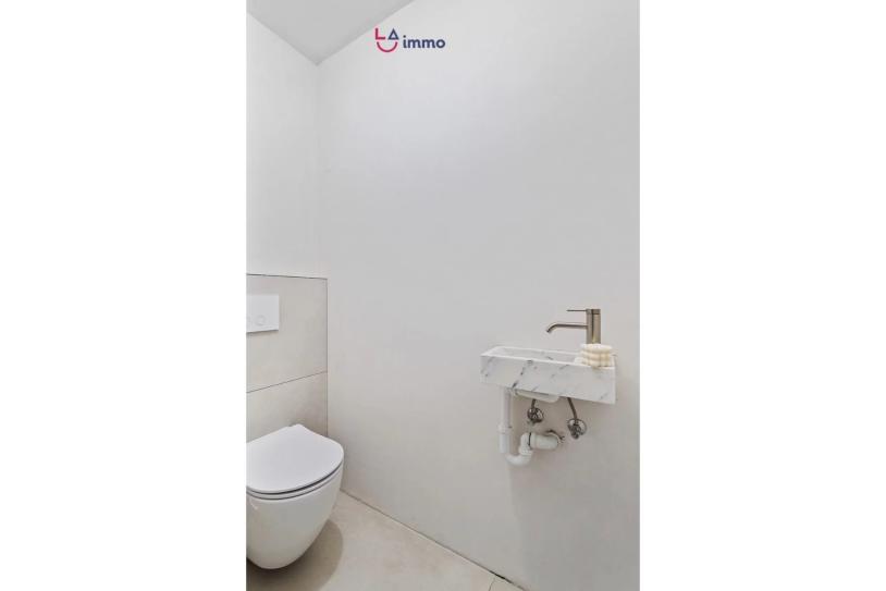 Très belle maison jumelée/garage – certains travaux à finaliser - Image #14