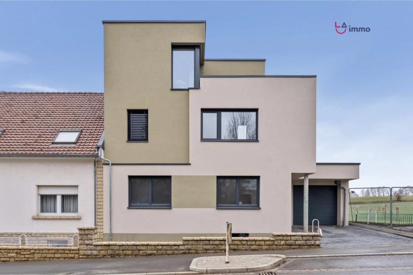 Beautiful Semi-Detached House with Garage – some works to be finished - Image #5 Beautiful Semi-Detached House with Garage – some works to be finished - Image #5