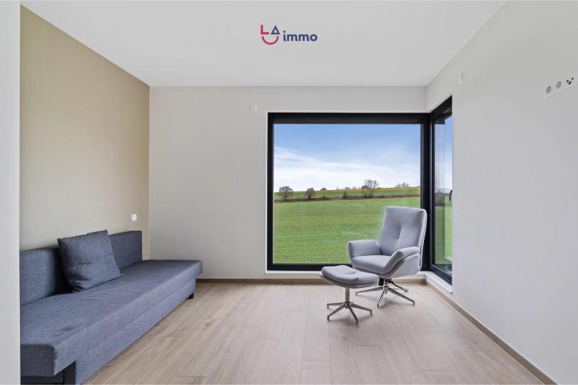 Beautiful Semi-Detached House with Garage – some works to be finished - Image #9 Beautiful Semi-Detached House with Garage – some works to be finished - Image #9