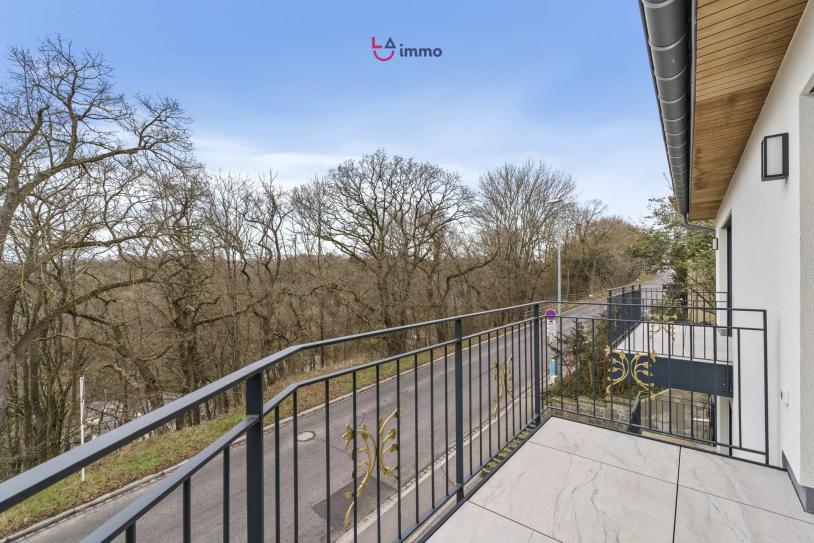 Appartement lumineux et moderne en rez-de-jardin - Image #3