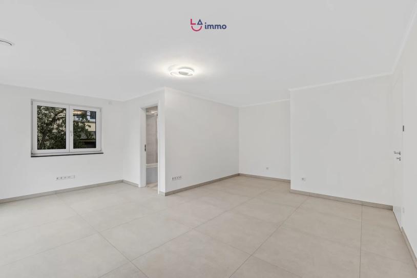 Appartement lumineux et moderne en rez-de-jardin - Image #8