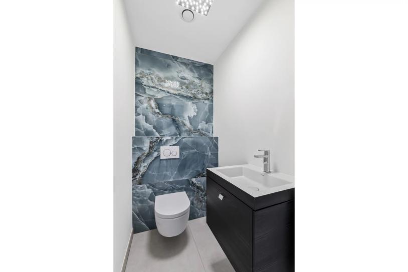 Appartement lumineux et moderne en rez-de-jardin - Image #10