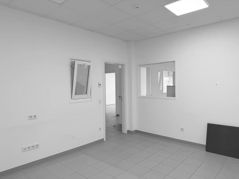 Bureaux spacieux en plein centre de Mersch - Image #12 Bureaux spacieux en plein centre de Mersch - Image #12