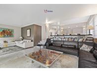 Magnifique maison de ville sur terrain de 5.36 ares - Image #4