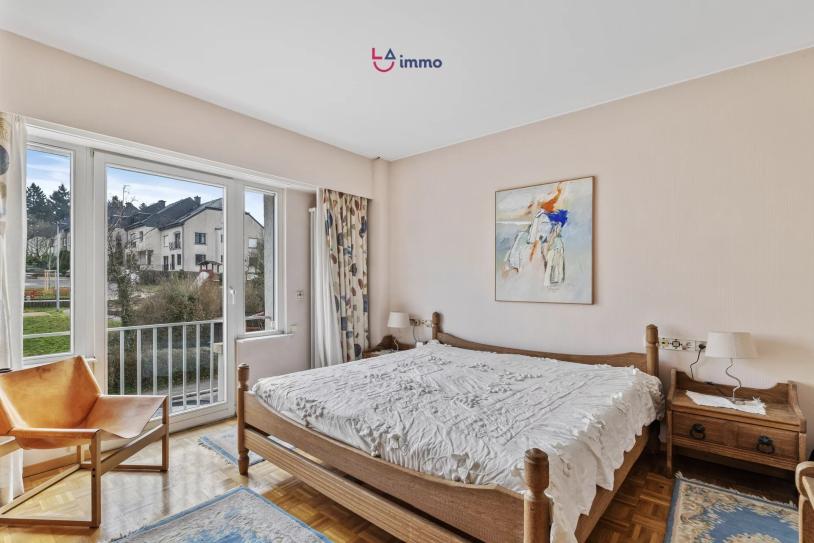 Magnifique maison de ville sur terrain de 5.36 ares - Image #12