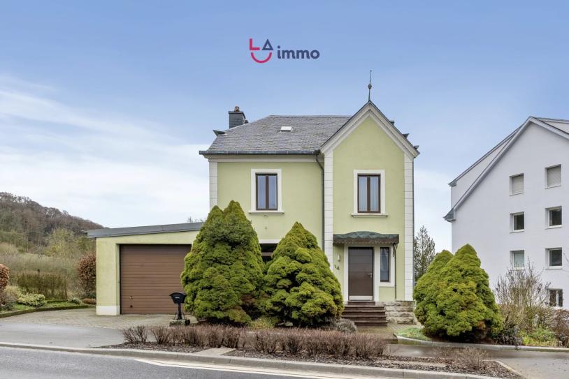 Detached House in Oetrange – Panoramic Views and Serene Green Setting - Image #1