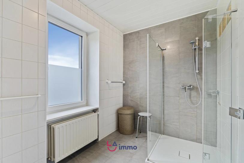 Detached House in Oetrange – Panoramic Views and Serene Green Setting - Image #11