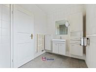 Detached House in Oetrange – Panoramic Views and Serene Green Setting - Image #12