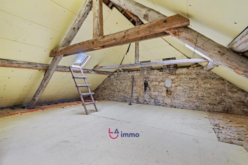 Detached House in Oetrange – Panoramic Views and Serene Green Setting - Image #15