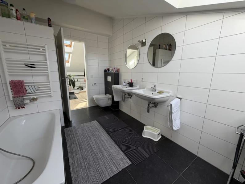 Appartement-duplex spacieux avec 2 chambres - Image #7 Appartement-duplex spacieux avec 2 chambres - Image #7