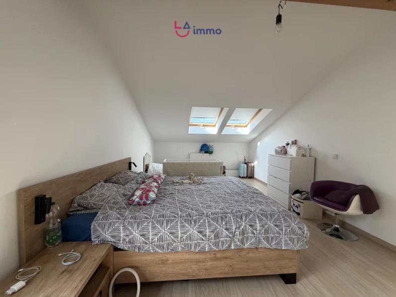 Appartement-duplex spacieux avec 2 chambres - Image #8 Appartement-duplex spacieux avec 2 chambres - Image #8