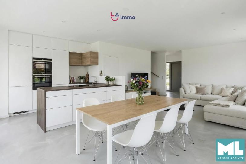 Doppelhaushälfte mit Garage und 4 Schlafzimmern - Bild #3 Doppelhaushälfte mit Garage und 4 Schlafzimmern - Bild #3