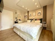 Appartement rénové avec 2 chambres et balcons – Dudelange - Image #4