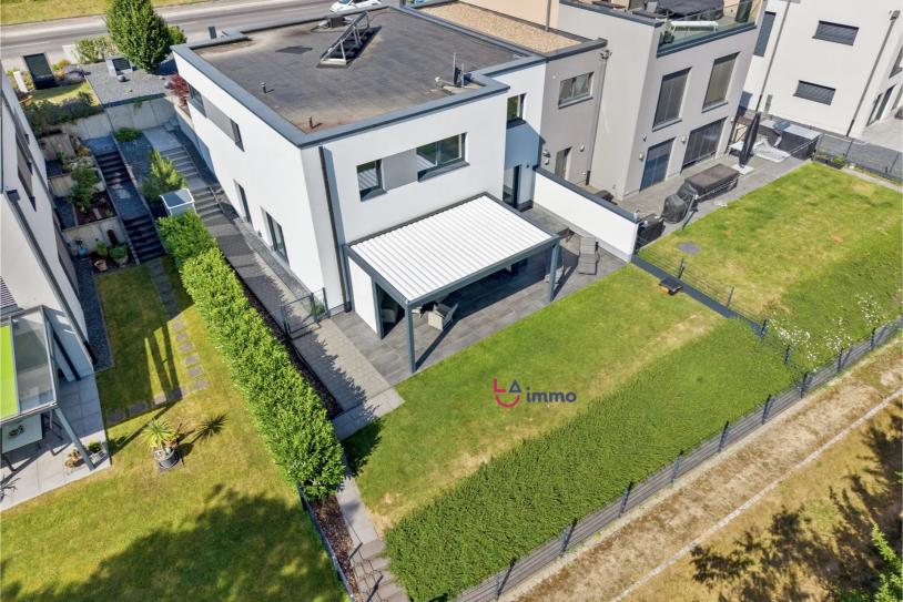 Einzigartiges Einfamilienhaus mit besonderem Charme in hervorragendem Zustand (Baujahr 2020) - Bild #8 Einzigartiges Einfamilienhaus mit besonderem Charme in hervorragendem Zustand (Baujahr 2020) - Bild #8